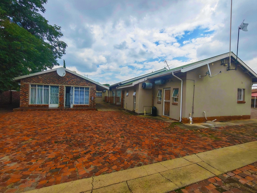 26 Bedroom Property for Sale in Die Bult North West
